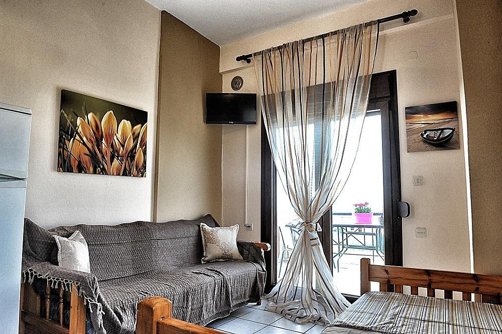 Palm Tree Apartments Псакудия Экстерьер фото