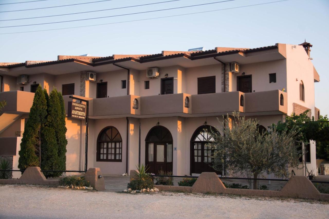 Palm Tree Apartments Псакудия Экстерьер фото