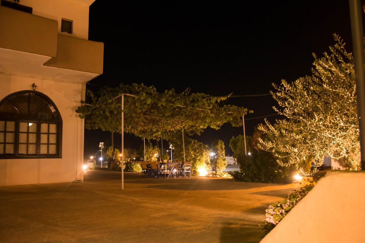 Palm Tree Apartments Псакудия Экстерьер фото